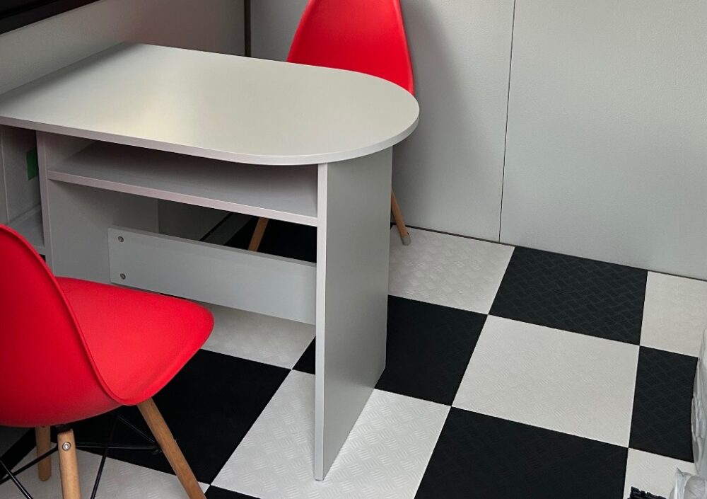 ガレージタイル ザブーン